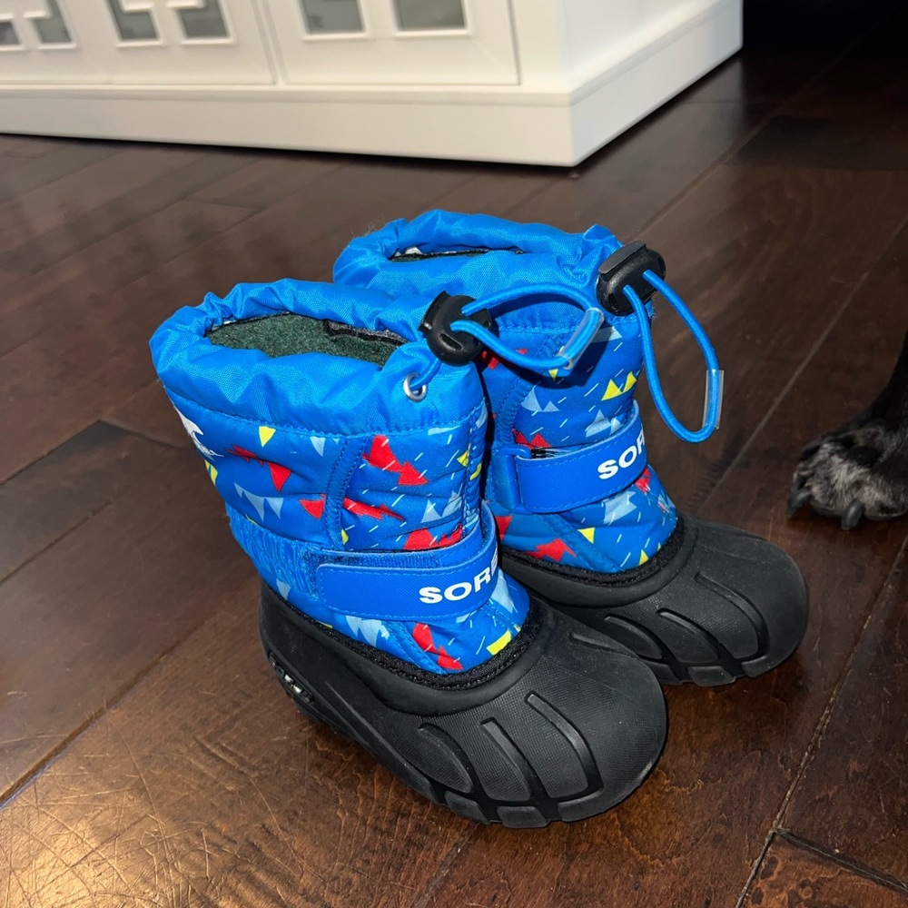 Sorel winter boot toddler size 9